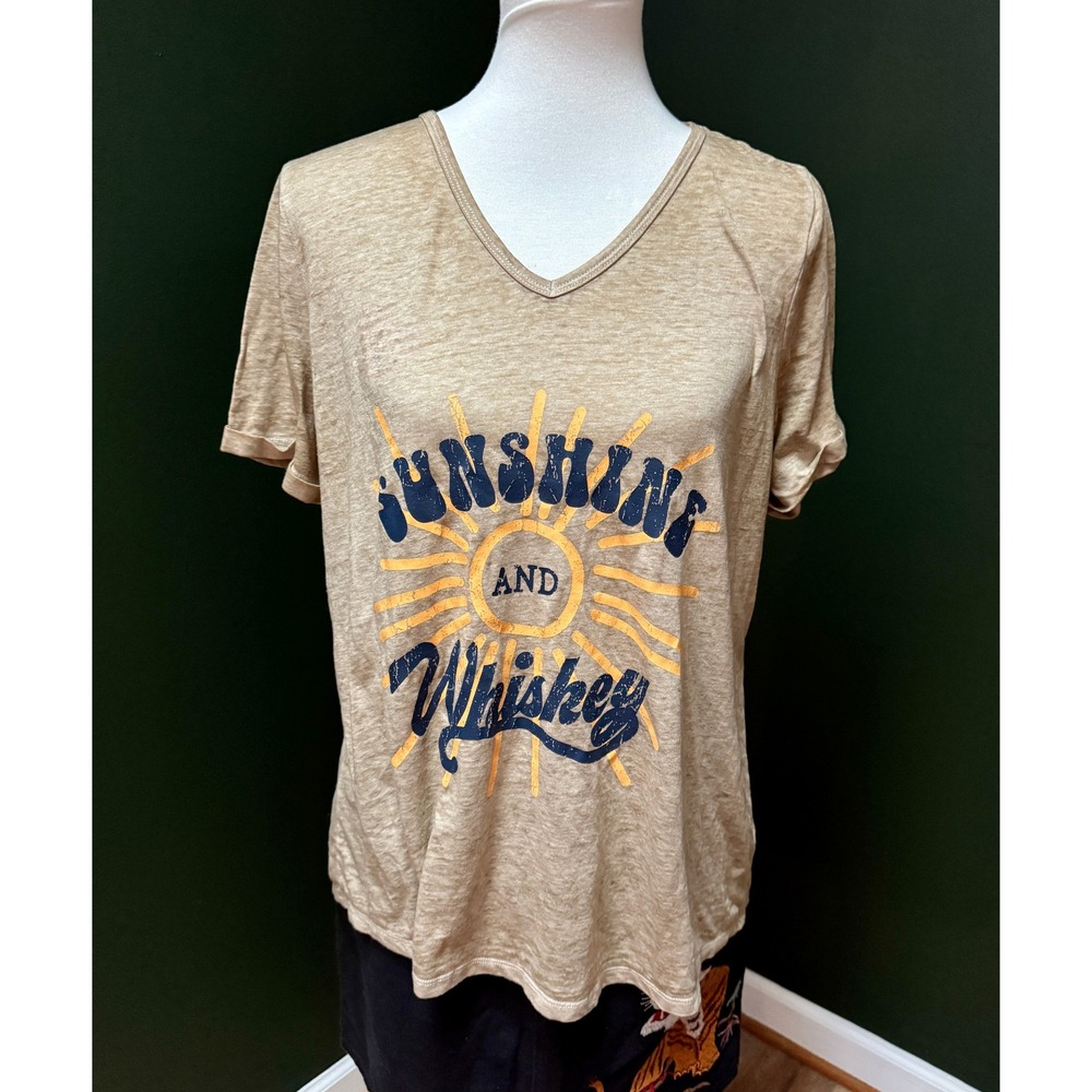Cato Sunshine And Whiskey‎ Graphic V-Neck T-Shirt Women's L